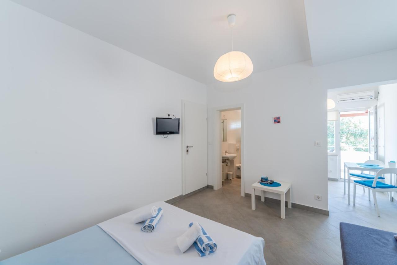 Apartments Keran Sukošan Exterior foto