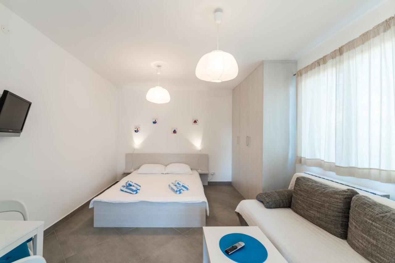 Apartments Keran Sukošan Exterior foto