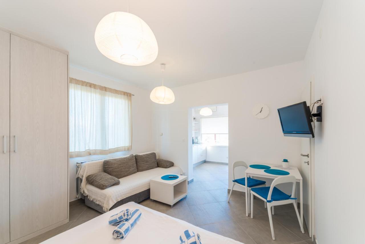 Apartments Keran Sukošan Exterior foto