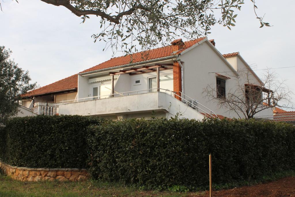 Apartments Keran Sukošan Habitación foto