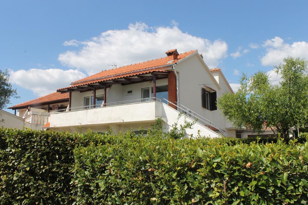 Apartments Keran Sukošan Exterior foto